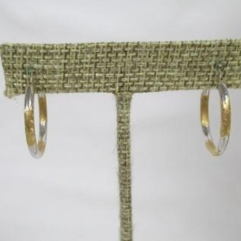 585 (14k) Two-tone White and Yellow Gold Diamond Cut Hoop Earrings Vtg Estate - Picture 1 of 11